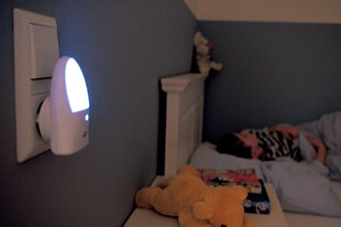 Brennenstuhl öövalgusti 2 x LED hämaralülitiga hind ja info | Ohutustarvikud lastele | hansapost.ee